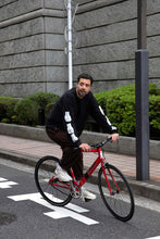 画像をギャラリービューアに読み込む, Russian Roulette Black LST