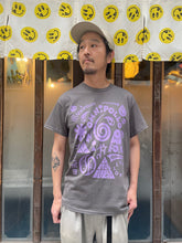 画像をギャラリービューアに読み込む, 6 Year Anniversary T-shirt
